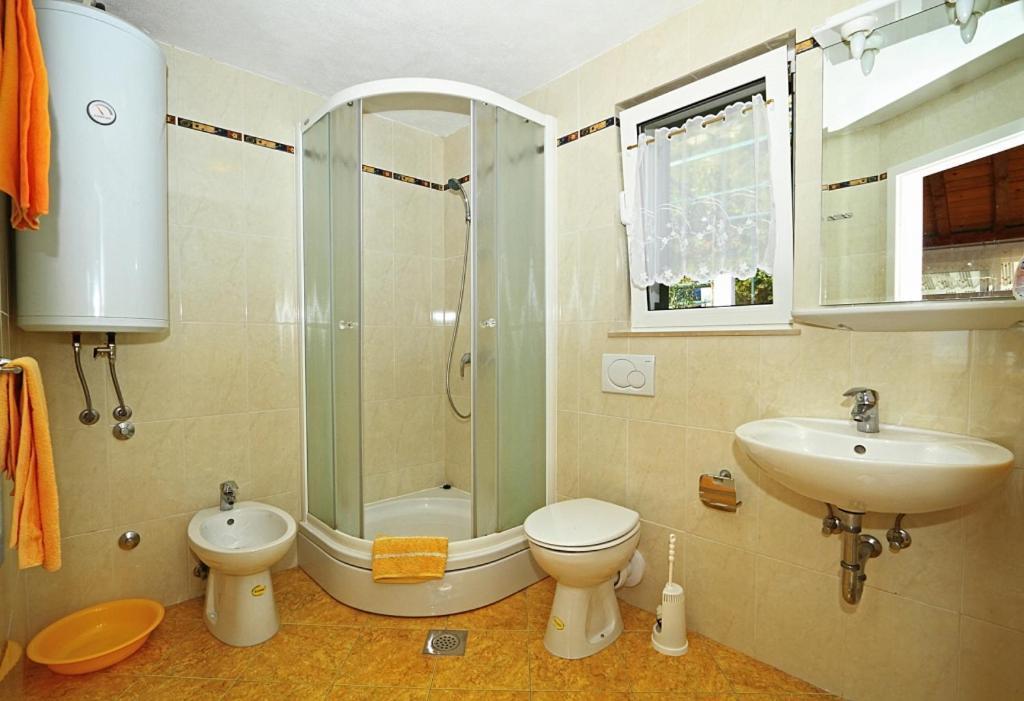 Studio Apartment In Pisak With Seaview, Terrace, Air Condition, Wifi Екстер'єр фото